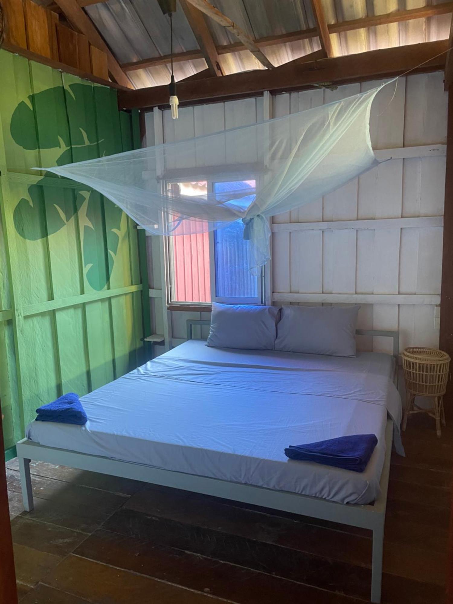 The Hornbill Hostel Ронгсанлем Экстерьер фото